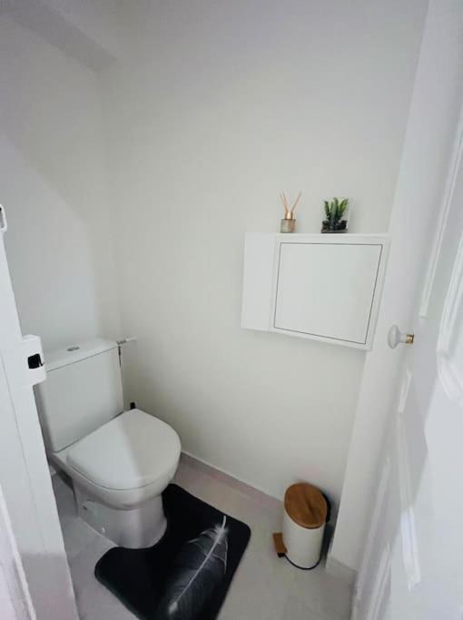 Appartement T2 Aux Portes De Paris アニエール エクステリア 写真
